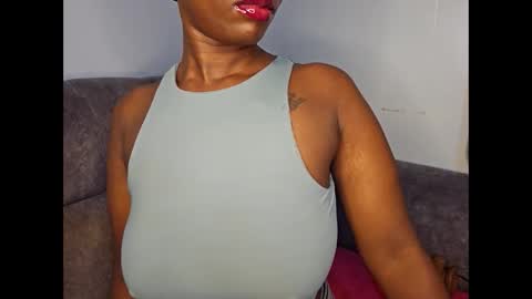Ebony Melanie online show from November 8, 11:58 pm