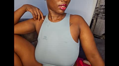 Ebony Melanie online show from November 22, 11:26 pm