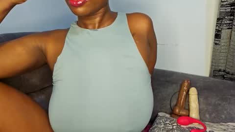 Ebony Melanie online show from November 30, 11:20 pm