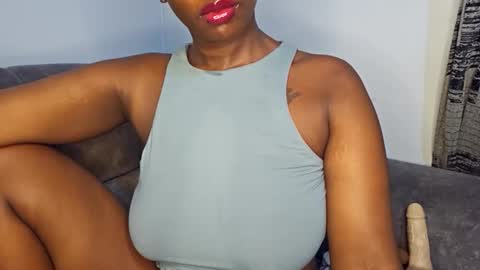 Ebony Melanie online show from December 1, 11:32 pm