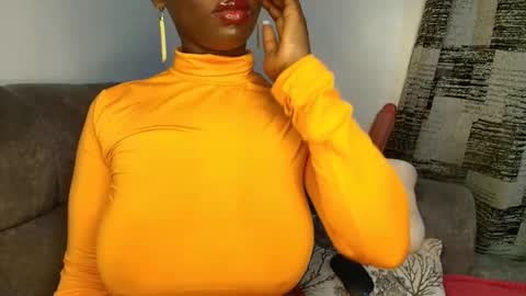 Ebony Melanie online show from February 6, 11:19 pm