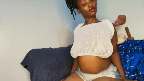 Snapshot of ebonycandymelani chatting on July 9, 9:19 pm Ebony Melanie online show from July 9, 9:19 pm