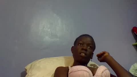 Snapshot of ebonydol2 chatting on February 23, 10:49 am ebonydol2 online show from February 23, 10:49 am