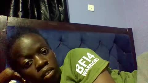 Snapshot of ebonydol2 chatting on February 25, 2:58 am ebonydol2 online show from February 25, 2:58 am