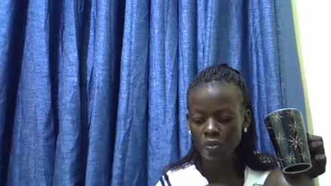 Snapshot of ebonydol2 chatting on March 11, 7:25 pm ebonydol2 online show from March 11, 7:25 pm