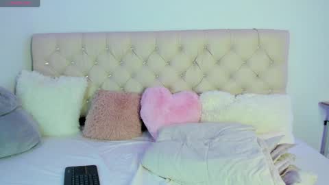 Queen Ebony online show from December 14, 9:56 pm