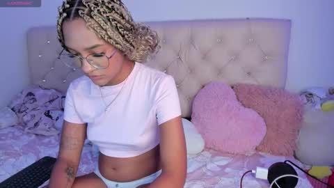 Queen Ebony online show from February 26, 4:17 pm