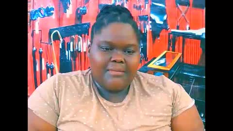 Snapshot of ebonyhotbuns4u2luv chatting on November 15, 6:48 pm ebonyhotbuns4u2luv online show from November 15, 6:48 pm