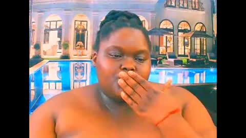 Snapshot of ebonyhotbuns4u2luv chatting on November 28, 7:55 am ebonyhotbuns4u2luv online show from November 28, 7:55 am