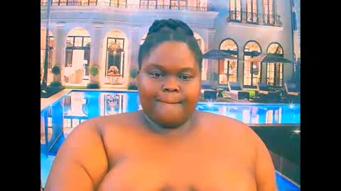 Snapshot of ebonyhotbuns4u2luv chatting on December 1, 7:24 am ebonyhotbuns4u2luv online show from December 1, 7:24 am