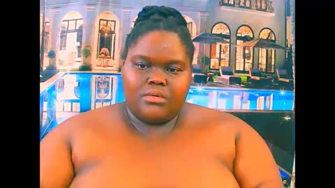 Snapshot of ebonyhotbuns4u2luv chatting on December 2, 7:47 am ebonyhotbuns4u2luv online show from December 2, 7:47 am