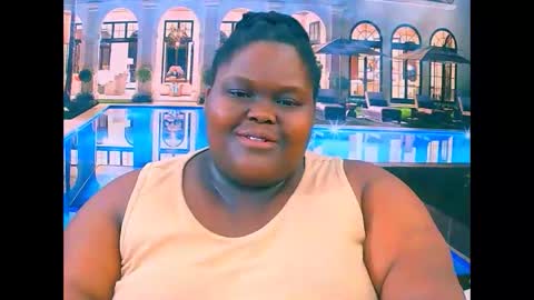 Snapshot of ebonyhotbuns4u2luv chatting on December 2, 7:53 pm ebonyhotbuns4u2luv online show from December 2, 7:53 pm