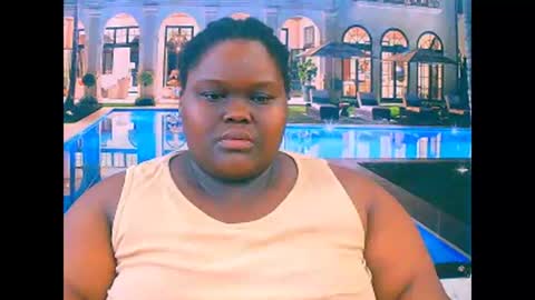 ebonyhotbuns4u2luv online show from January 6, 5:33 am