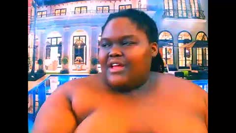 ebonyhotbuns4u2luv online show from May 7, 7:19 pm