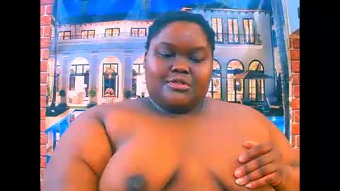 ebonyhotbuns4u2luv online show from May 20, 6:30 am