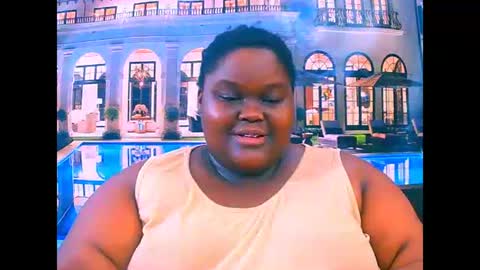 ebonyhotbuns4u2luv online show from May 26, 8:32 am