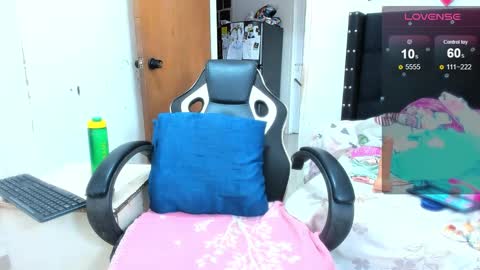 Angela online show from December 7, 10:06 pm