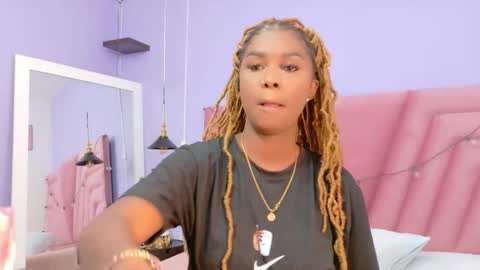 ebonyndsavage online show from October 2, 9:00 pm