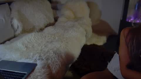 ebonynivory332 online show from January 18, 7:37 pm