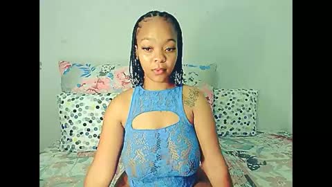 ebonyshy123 online show from December 7, 7:21 pm