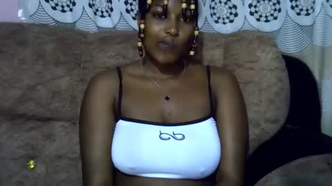 pretty online show from May 22, 9:37 am