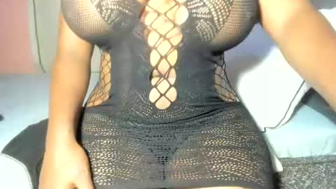 Snapshot of ebonysmiles00 chatting on July 10, 9:12 am ebonysmiles00 online show from July 10, 9:12 am