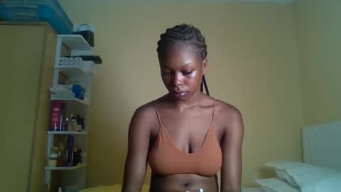 ebonytanqueen online show from April 13, 2:28 am