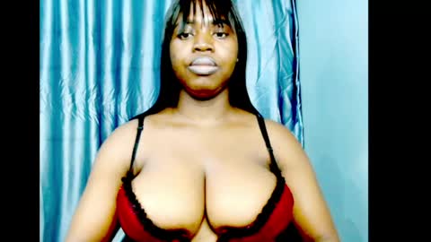 Snapshot of ebonyx_dripqueen chatting on July 12, 1:46 pm Loveth online show from July 12, 1:46 pm
