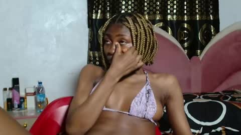 Snapshot of ebonyxxbabe chatting on May 17, 11:56 pm ebonyxxbabe online show from May 17, 11:56 pm
