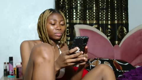 Snapshot of ebonyxxbabe chatting on May 29, 4:43 am ebonyxxbabe online show from May 29, 4:43 am