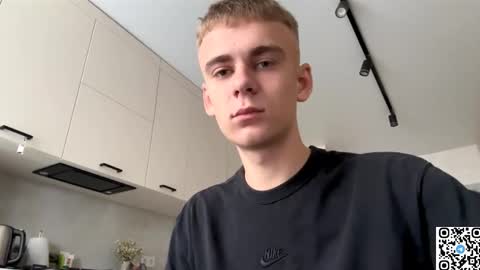 echowraith online show from September 14, 6:01 am