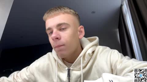 echowraith online show from October 22, 5:08 am