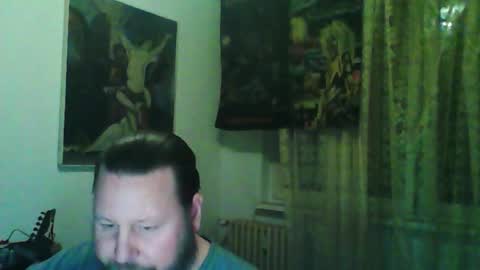 Edward online show from February 25, 6:39 pm