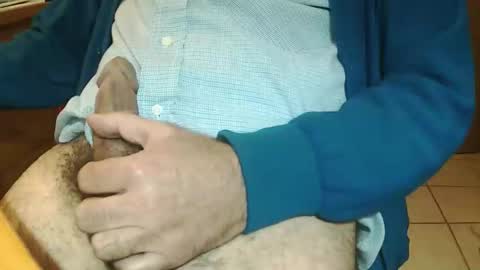 edal1 online show from March 3, 7:09 pm