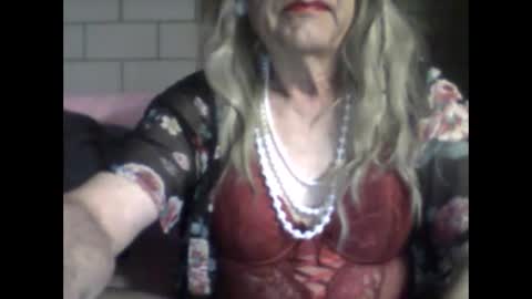 eddie595959 online show from January 8, 10:15 am