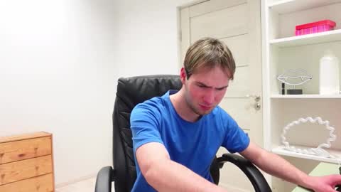 Snapshot of eddie_druski chatting on February 14, 8:49 pm EDDIE DRUSKI online show from February 14, 8:49 pm