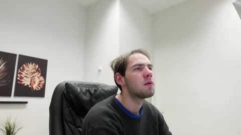 Snapshot of eddie_druski chatting on February 19, 9:44 pm EDDIE DRUSKI online show from February 19, 9:44 pm