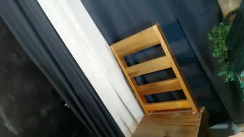 edelcum_xx online show from December 15, 9:35 am