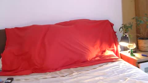 edelholz87 online show from April 20, 2:09 pm