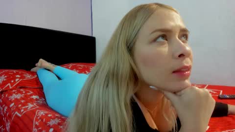 Snapshot of eden_paradise_ chatting on January 9, 7:04 pm BYANCA online show from January 9, 7:04 pm