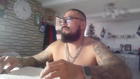 edgarram83 online show from November 22, 9:58 pm