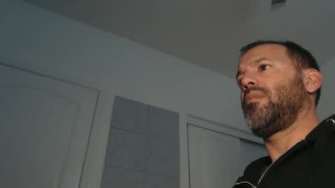 Snapshot of edge_masters chatting on December 27, 11:42 pm EdgeM online show from December 27, 11:42 pm