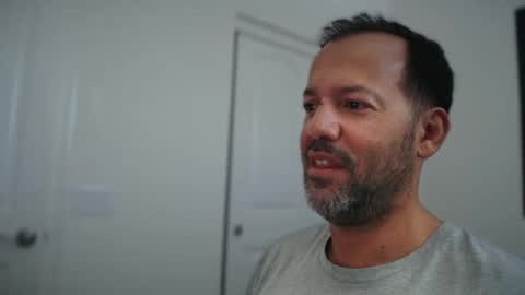 Snapshot of edge_masters chatting on October 12, 5:12 pm EdgeM online show from October 12, 5:12 pm