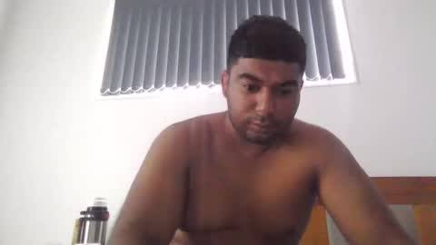 Snapshot of edgemycock4u chatting on March 10, 3:01 am edgemycock4u online show from March 10, 3:01 am