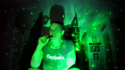 Angel online show from December 6, 1:29 am