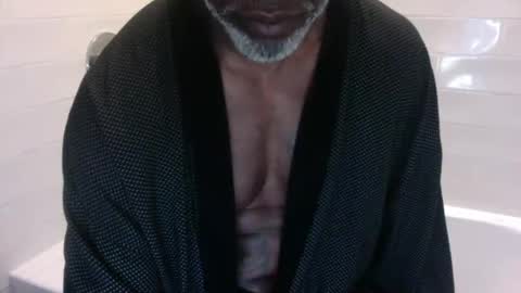 Dad online show from May 23, 11:47 am