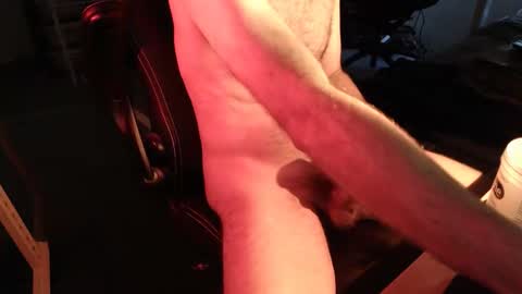 edgingmybig_ online show from February 21, 7:48 pm