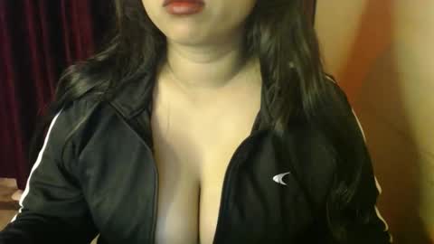 Snapshot of edin_rose chatting on November 30, 10:14 pm Edin online show from November 30, 10:14 pm