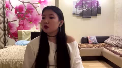 Eri online show from March 10, 6:35 pm