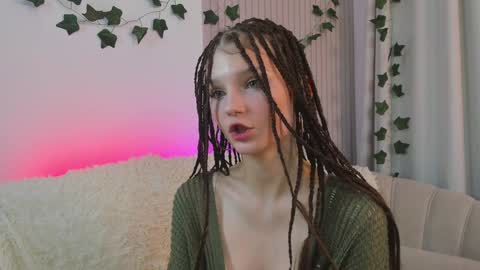 Snapshot of edithgalpin chatting on January 24, 11:12 pm Lisa online show from January 24, 11:12 pm